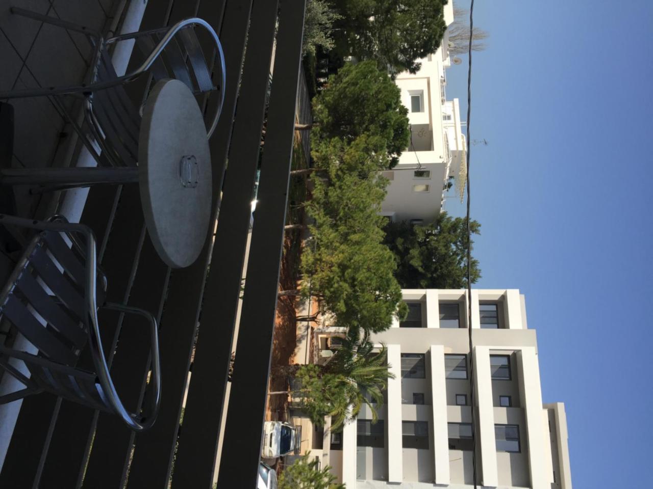 Blue Sky Hotel กลีฟาดา ภายนอก รูปภาพ